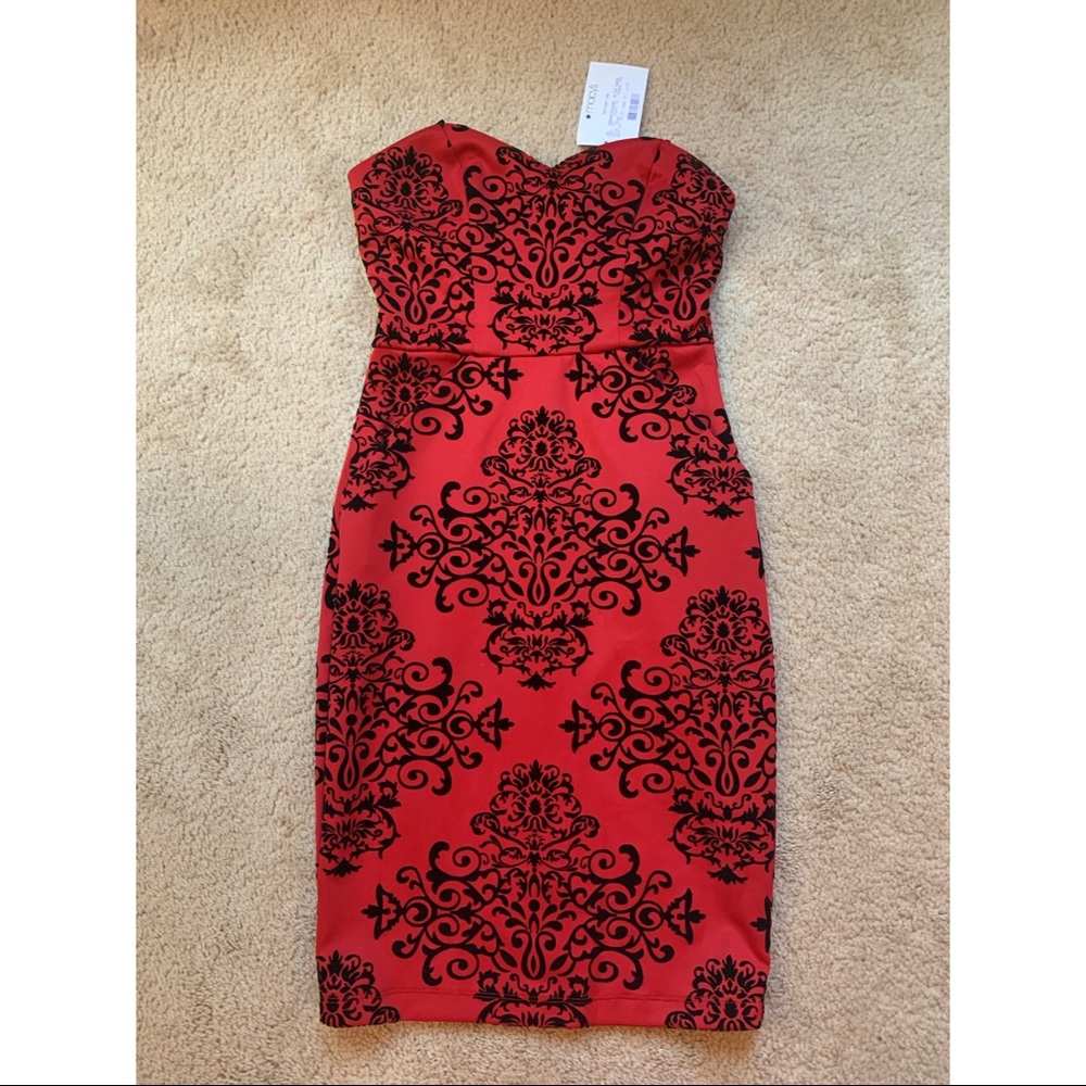 Red strapless dress